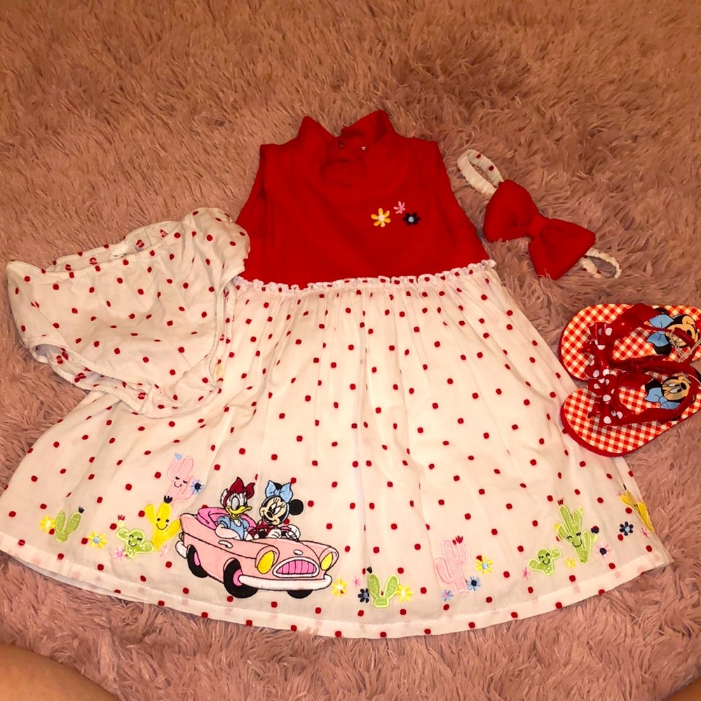 Beautiful embroidered MinnieMouse Dress 18-24mnths